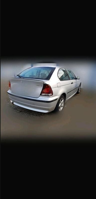 Gebraucht BMW 316 Compact 116 PS (85 kW) 2003 Silber Kleinwagen