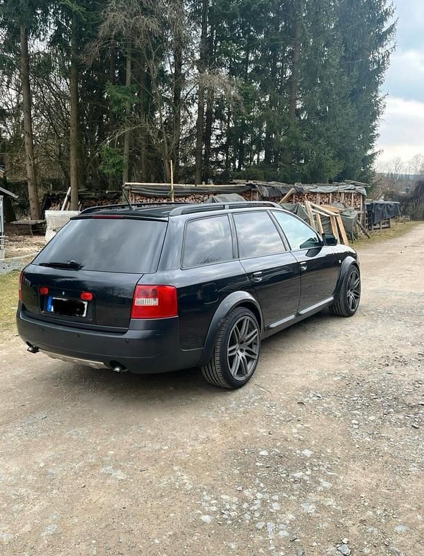 Schwarz Gebraucht 2003 Audi A6 Kombi | 7.600 € - Bild 1/4