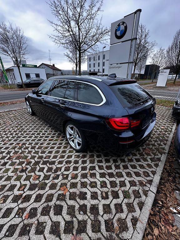 Blau Gebraucht 2011 BMW 535 Sport Line Kombi | 22.500 € (Teuer) - Bild 1/4