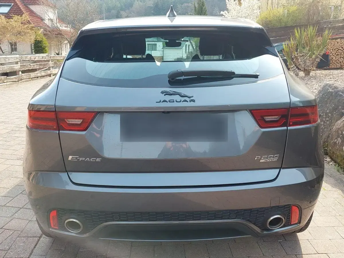 Brugt Jaguar E-Pace R-Dynamic 200 HK (147 kW) 2019 Grå SUV