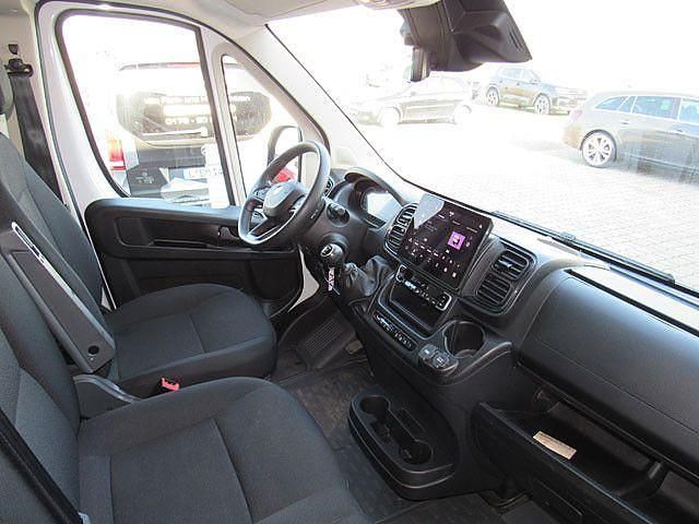 Gebraucht Peugeot Boxer 140 PS (102 kW) 2024 Weiß Van