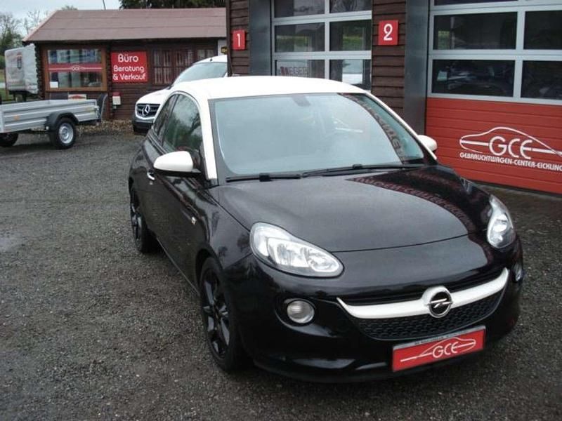 Gebraucht Opel Adam Unlimited 69 PS (50 kW) 2017 Onyx schwarz/ dach weiß Kleinwagen