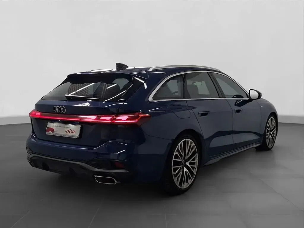 Gebraucht Audi A5 S-Line 150 PS (110 kW) 2025 Blau Kombi