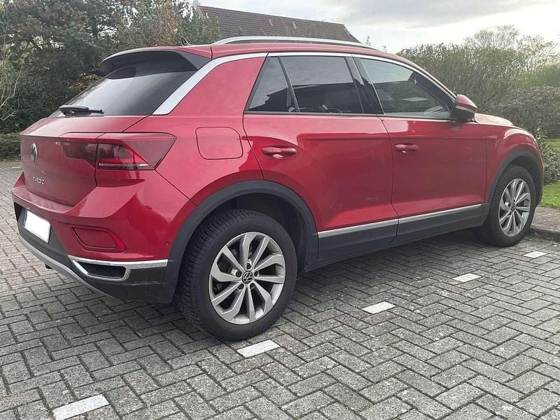 Second-hand VW T-Roc 150 CP (110 kW) 2022 Roșu SUV