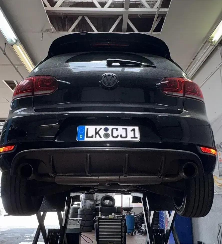 Gebraucht VW Golf GTI 275 PS (202 kW) 2011 Schwarz Coupé