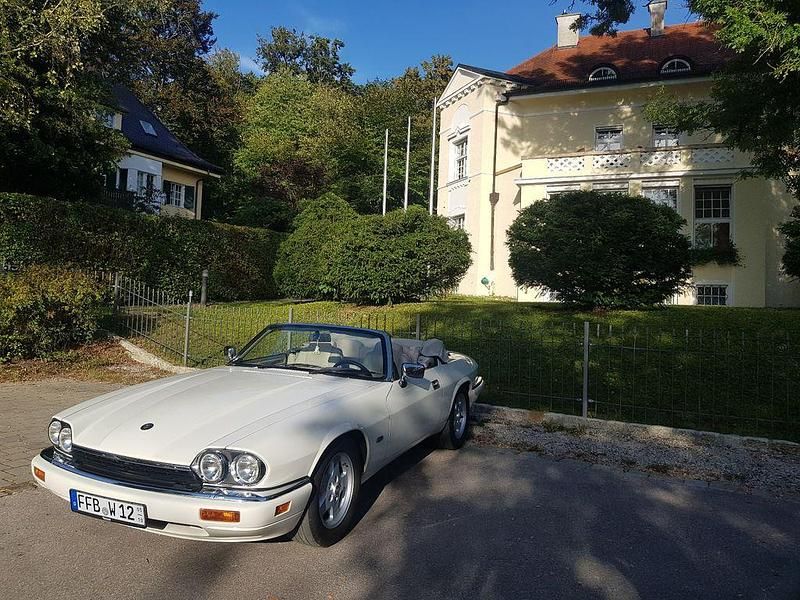 Weiß Gebraucht 1995 Jaguar XJS Cabrio | 28.900 € - Bild 1/4