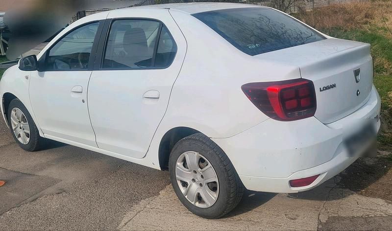 Second-hand Dacia Logan 54 CP (39 kW) 2017 Alb Berlinǎ