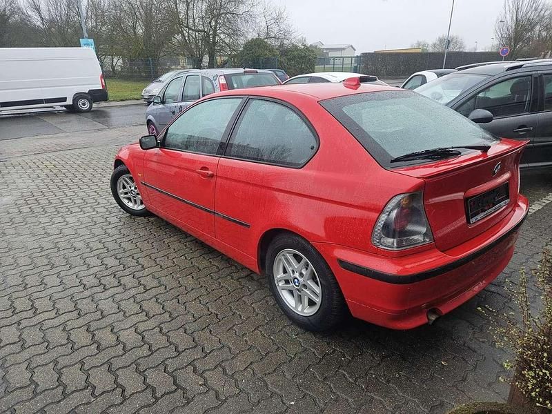 Gebraucht BMW 316 116 PS (85 kW) 2001 Rot Coupé
