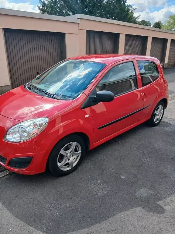 Gebraucht Renault Twingo Authentique 58 PS (42 kW) 2010 Rot Kleinwagen