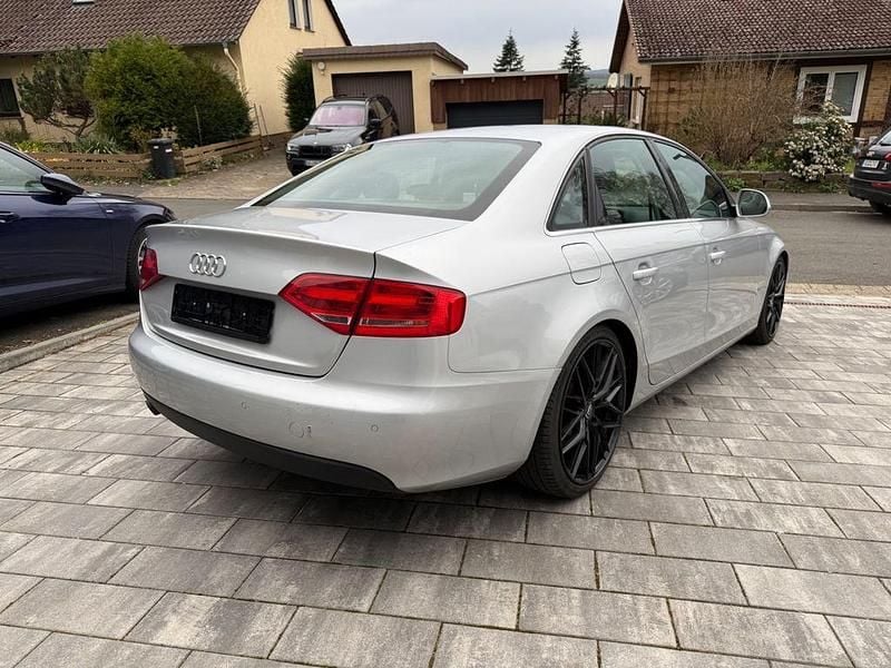 Gebraucht Audi A4 Attraction 120 PS (88 kW) 2008 Silber Limousine