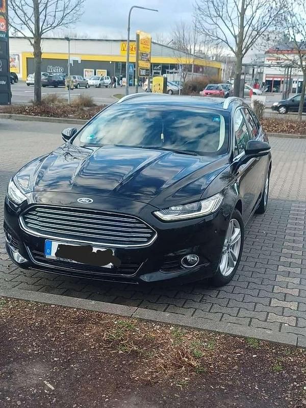Gebraucht Ford Mondeo 179 PS (131 kW) 2016 Schwarz Kombi