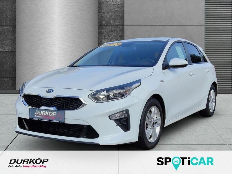 Weiß Gebraucht 2019 Kia Ceed Edition 7 Limousine | 12.990 € (Fairer Preis) - Bild 1/4