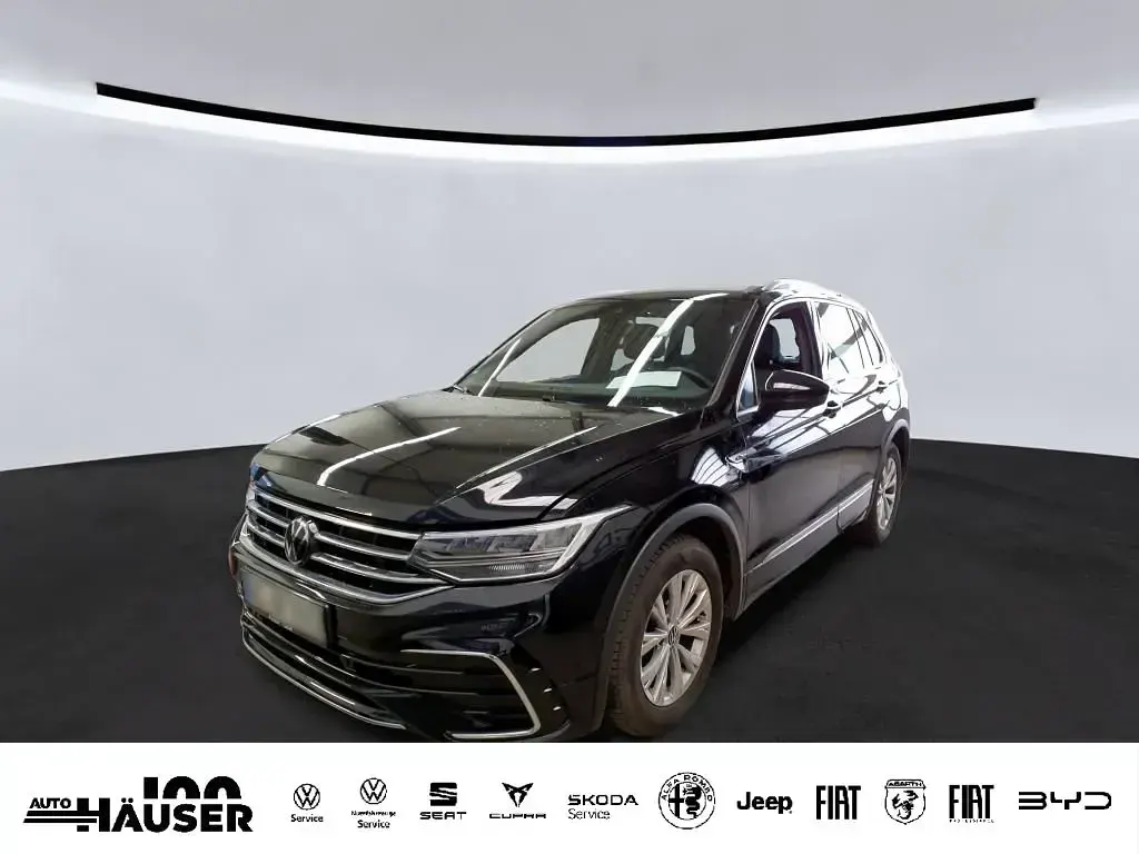 Gebraucht VW Tiguan R-line 150 PS (110 kW) 2024 SUV