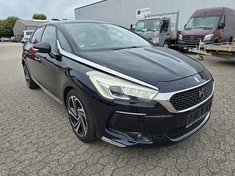 Blau Gebraucht 2015 DS Automobiles DS5 Kleinwagen | 11.450 € (Teuer) - Bild 1/4