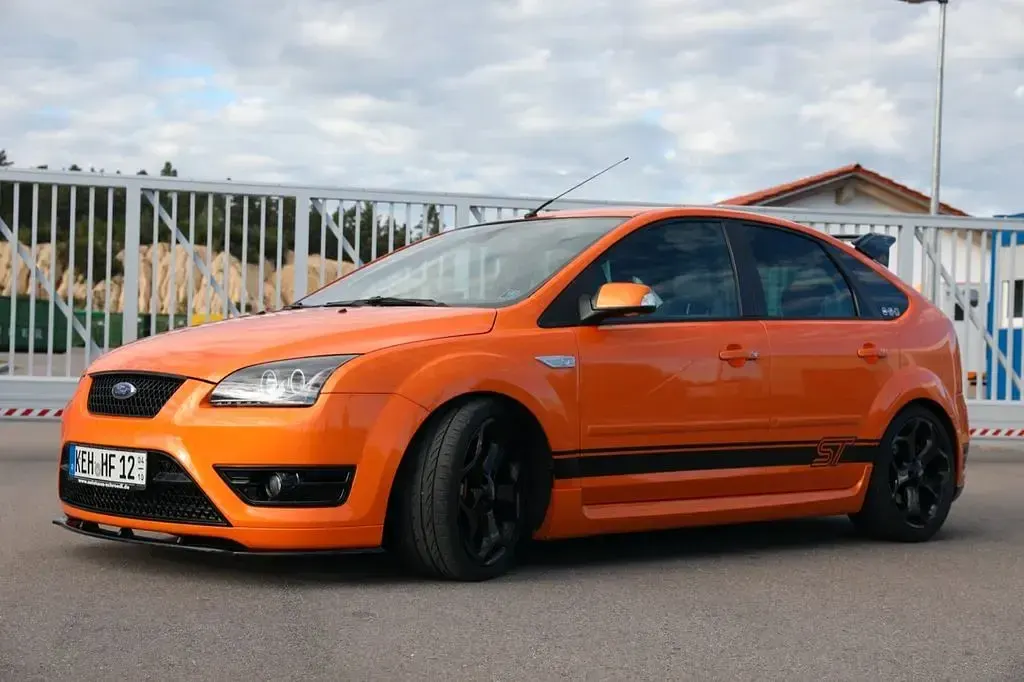 Gebraucht Ford Focus ST 226 PS (166 kW) 2007 Orange Limousine