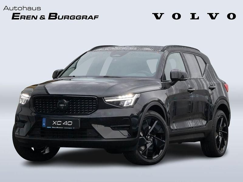 Neu Volvo XC40 Plus 163 PS (119 kW) 2026 Schwarz SUV