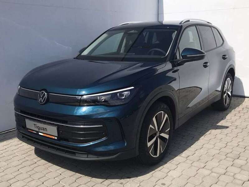 Gebraucht VW Tiguan Edition 150 PS (110 kW) 2024 Blue nightshade metallic SUV