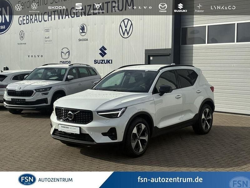 Gebraucht Volvo XC40 Plus 163 PS (119 kW) 2025 Weiß SUV