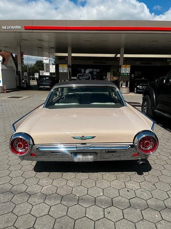 Gebraucht Ford V8 300 PS (220 kW) 1963 Gelb Coupé