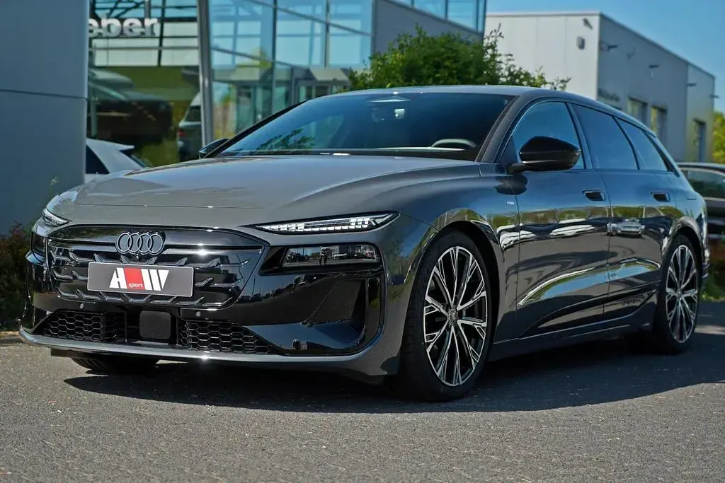 Nowe Audi A6 e-tron S-Line 269 kW (367 KM) 2026 Szary Sedan/Limuzyna