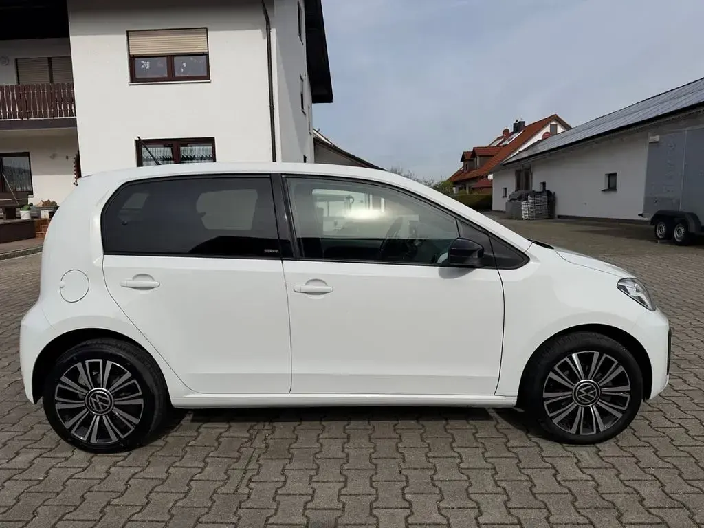 Usado VW up! Active 65 CV (47 kW) 2022 Blanco Utilitario
