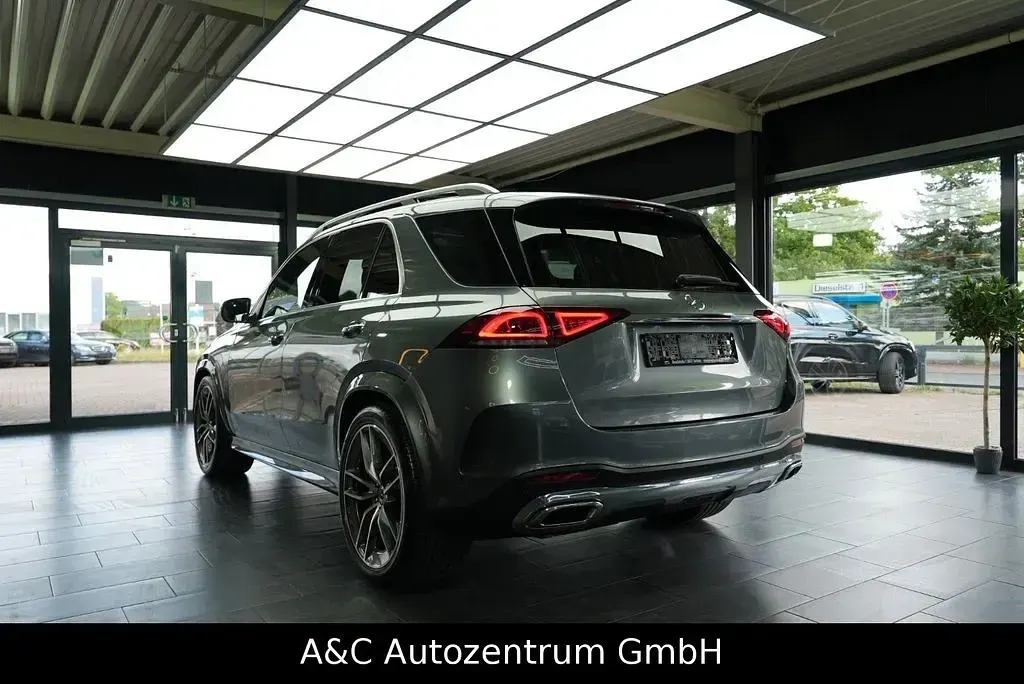 Gebraucht Mercedes GLE400 AMG line 330 PS (242 kW) 2019 Selenitgrau metallic SUV