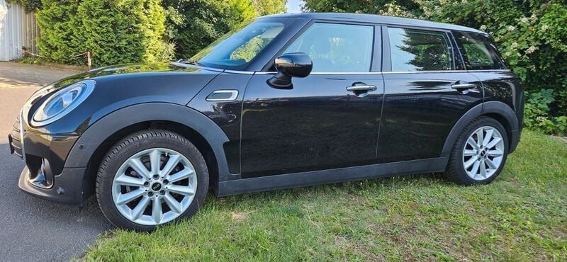 Schwarz Gebraucht 2020 Mini One Clubman Kombi | 14.950 € (Superpreis) - Bild 1/4