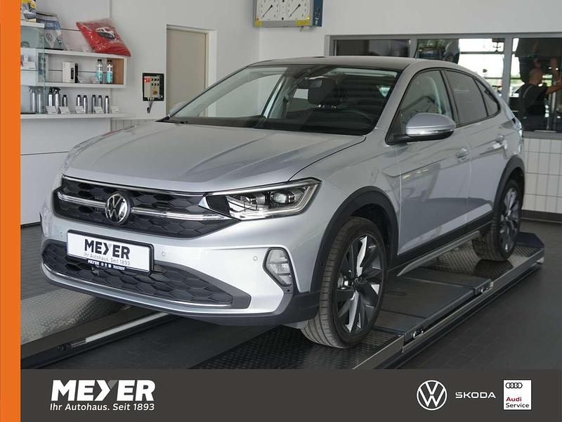 Reflexsilber metallic Gebraucht 2023 VW Taigo IQ Drive SUV | 23.890 € (Fairer Preis) - Bild 1/4