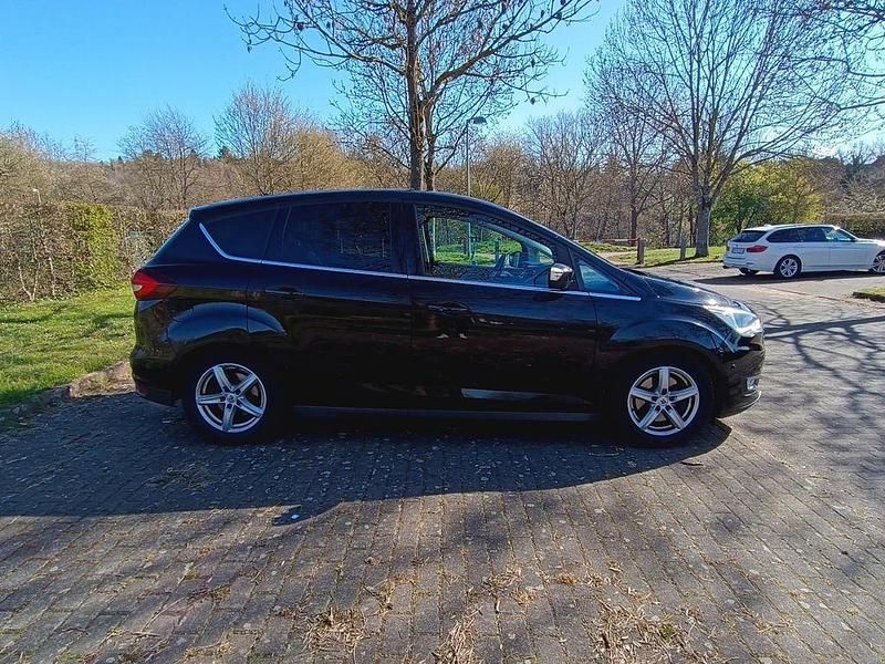 Gebraucht Ford C-MAX Titanium 150 PS (110 kW) 2015 Schwarz Van / Kleinbus
