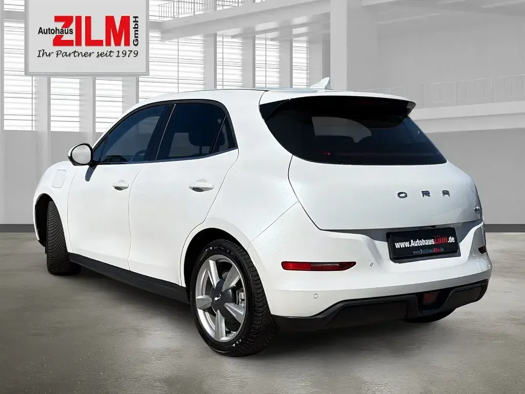 Usata Ora 03 125 kW (171 CV) 2023 Bianco Utilitaria