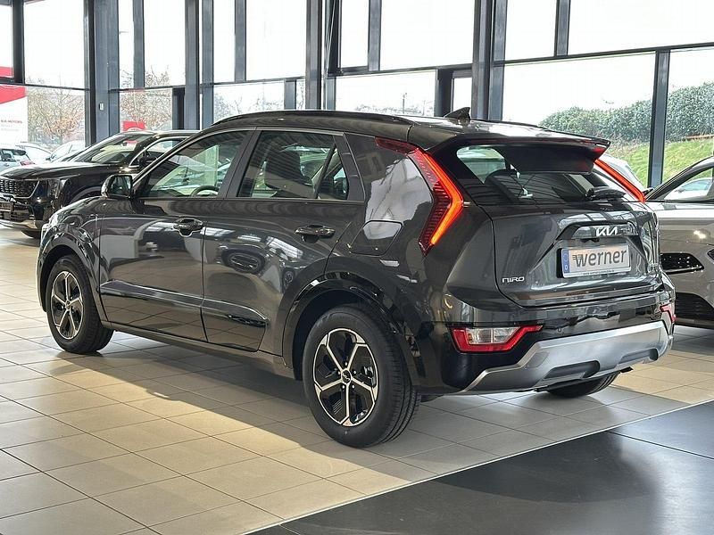 Gebraucht Kia Niro Comfort 172 PS (126 kW) 2025 Interstellar grau SUV