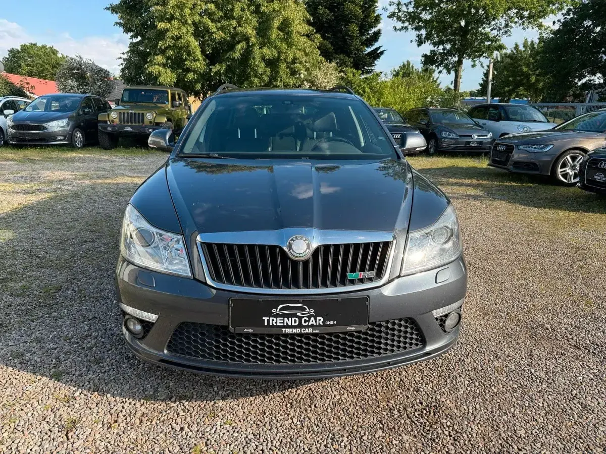 Gebraucht Skoda Octavia RS 170 PS (125 kW) 2010 Grau Kombi