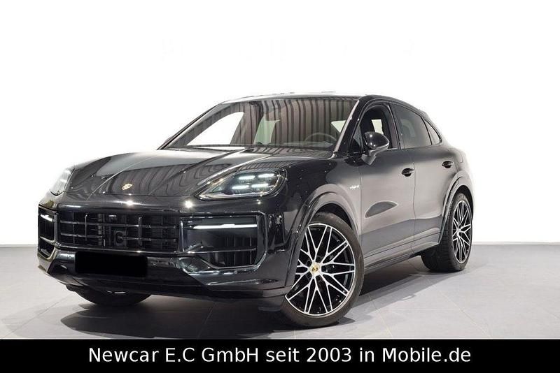 Chromitschwarzmetallic (0e) Gebraucht 2024 Porsche Cayenne SUV | 113.038 € - Bild 1/4