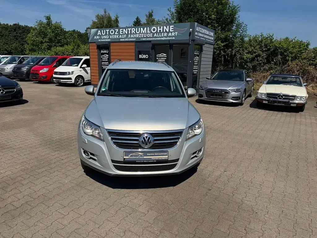 Gebraucht VW Tiguan Team 140 PS (102 kW) 2011 Gold SUV
