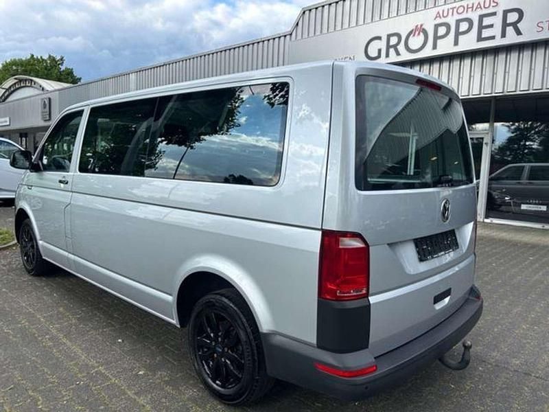Gebraucht VW Transporter 140 PS (102 kW) 2016 Reflexsilber metallic Van