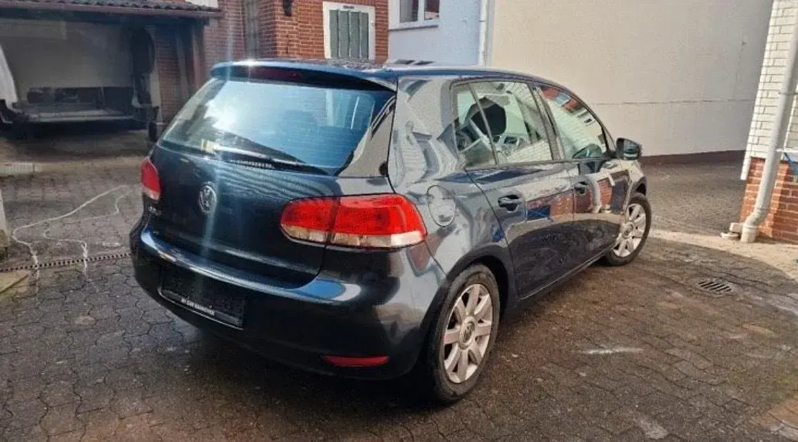 Gebraucht VW Golf VI Trendline 80 PS (58 kW) 2009 Blau Kleinwagen