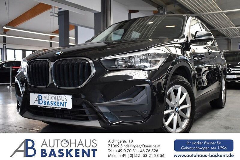 Schwarz Gebraucht 2020 BMW X1 Advantage SUV | 20.990 € (Fairer Preis) - Bild 1/4