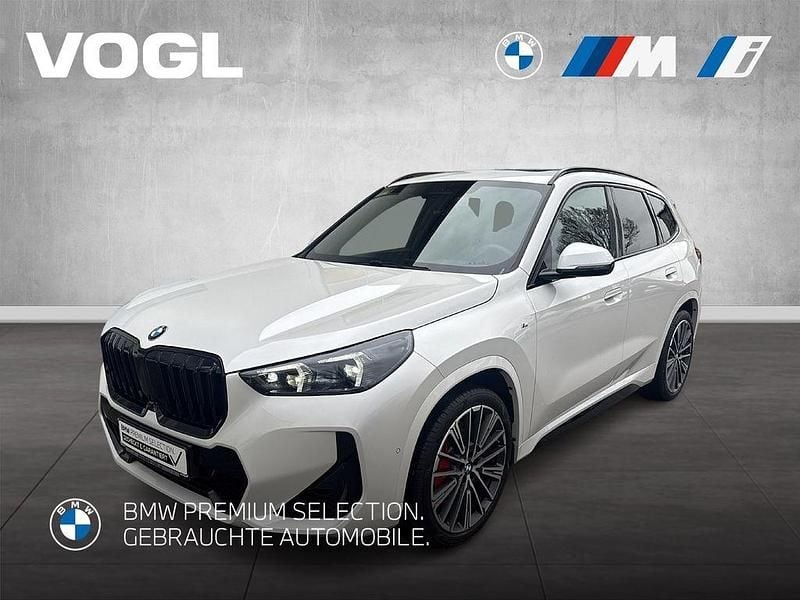 Mineralweiß Gebraucht 2025 BMW X1 Luxury Line SUV | 49.970 € (Guter Preis) - Bild 1/4