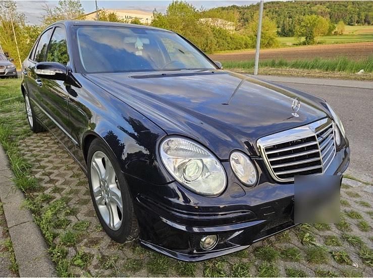 Violet Gebraucht 2003 Mercedes E500 AMG Limousine | 5.399 € (Superpreis) - Bild 1/4