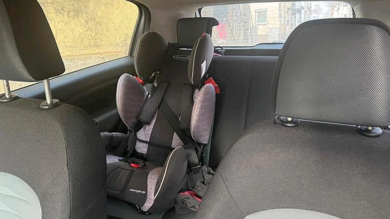 Gebraucht Fiat Punto 77 PS (56 kW) 2009 Grau Kleinwagen