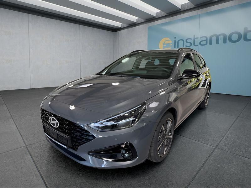 Grau Neu 2025 Hyundai i30 Kombi | 27.649 € (Teuer) - Bild 1/4