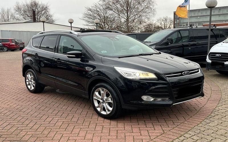 Gebraucht Ford Kuga Titanium 163 PS (119 kW) 2013 Schwarz SUV