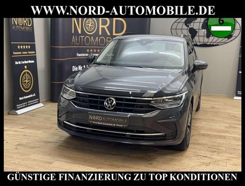 Grau Gebraucht 2022 VW Tiguan Life SUV | 22.799 € (Fairer Preis) - Bild 1/1