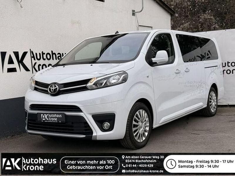 Gebraucht Toyota Proace Verso Executive 177 PS (130 kW) 2023 Icy white Kombi