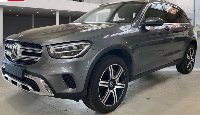 Gebraucht Mercedes GLC300e 320 PS (235 kW) 2020 Grau SUV