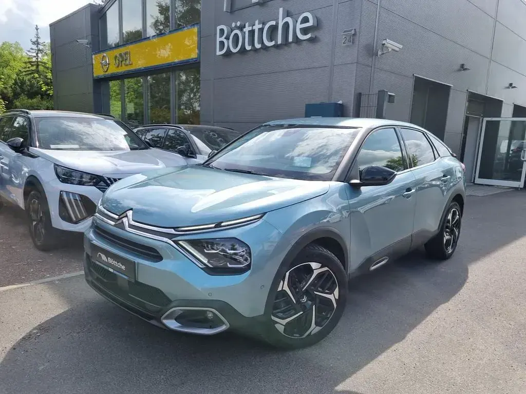 Gebraucht Citroën C4 Shine 131 PS (96 kW) 2023 Blau SUV