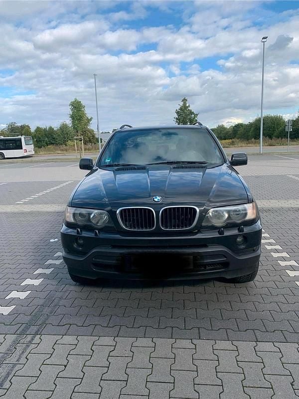 Schwarz Gebraucht 2002 BMW X5 SUV | 7.700 € - Bild 1/4