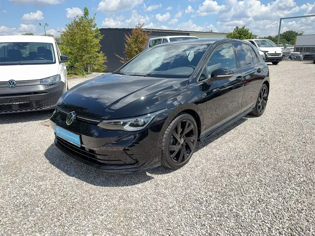 Gebraucht VW Golf VIII R-line 150 PS (110 kW) 2024 Schwarz Limousine