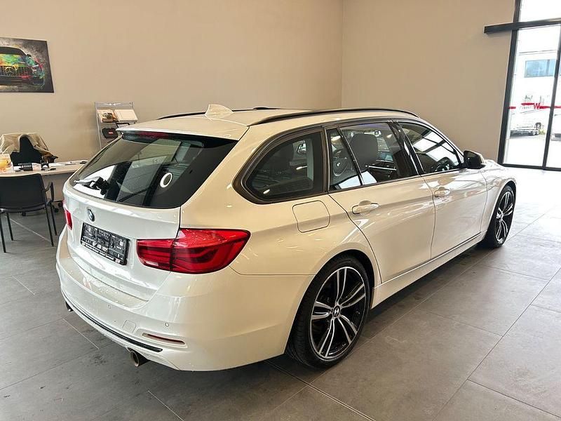 Gebraucht BMW 340 Sport Line 326 PS (239 kW) 2018 Weiß Kombi