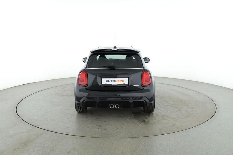Gebraucht Mini John Cooper Works 231 PS (169 kW) 2023 Schwarz Kleinwagen